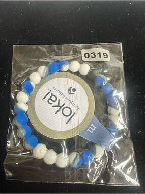 Lokai Kids Blue and White Beaded Bracelet